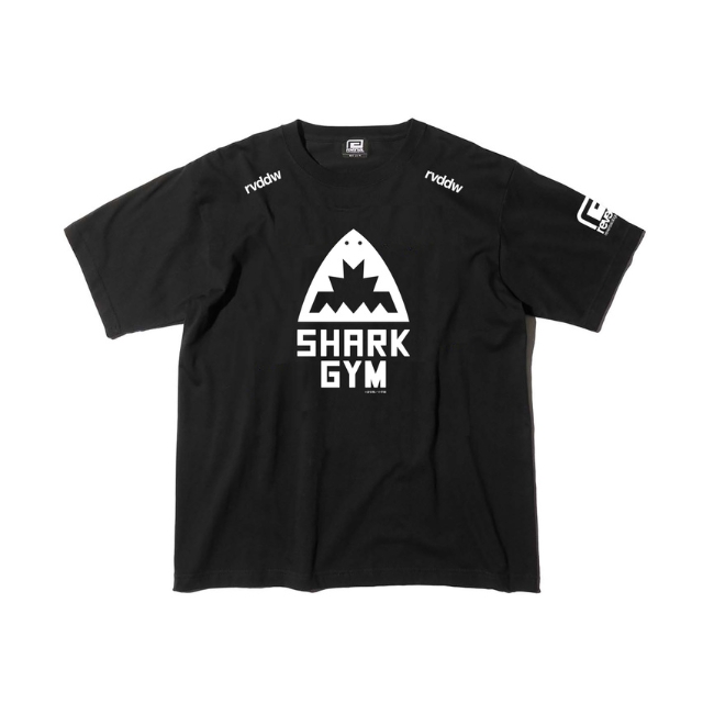 SHARK GYM × rvddw COTTON TEE